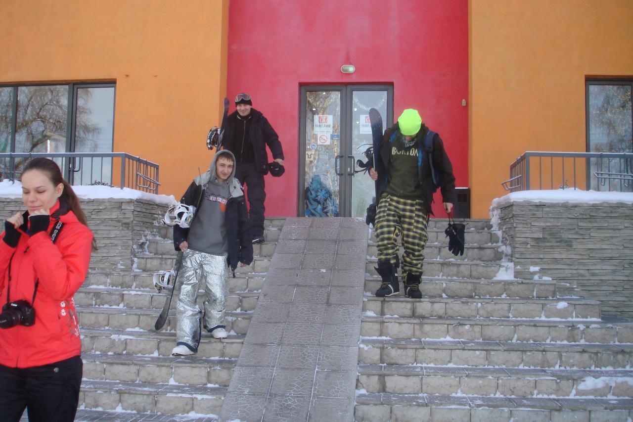 Amir Hotel Karakol Exteriér fotografie